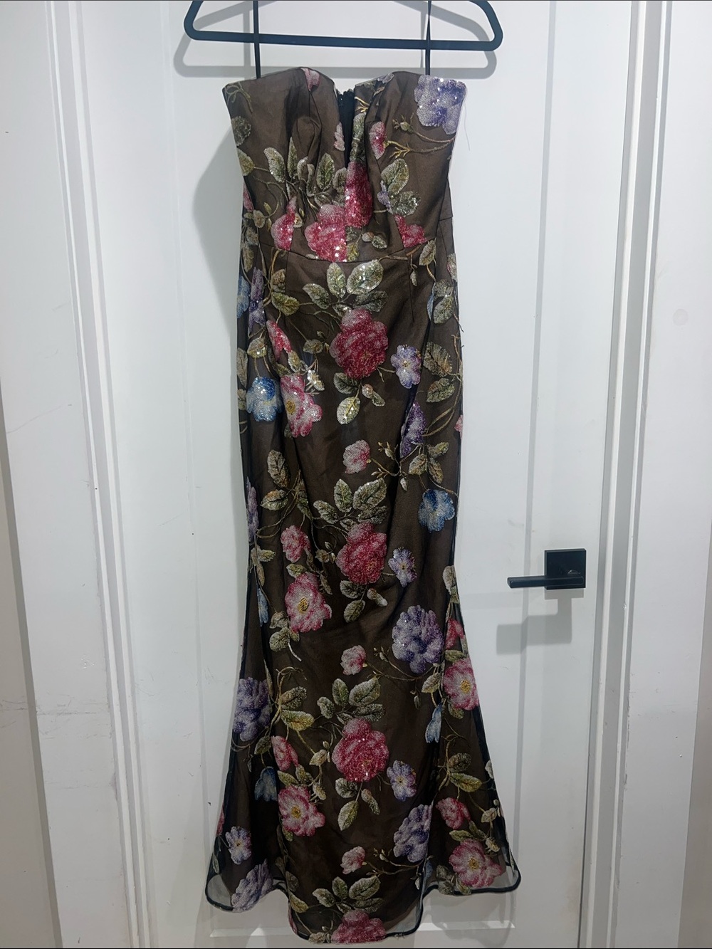 Dress the Population Fernanda Embroidered Floral Strapless Gown Size Large - Picture 5 of 13